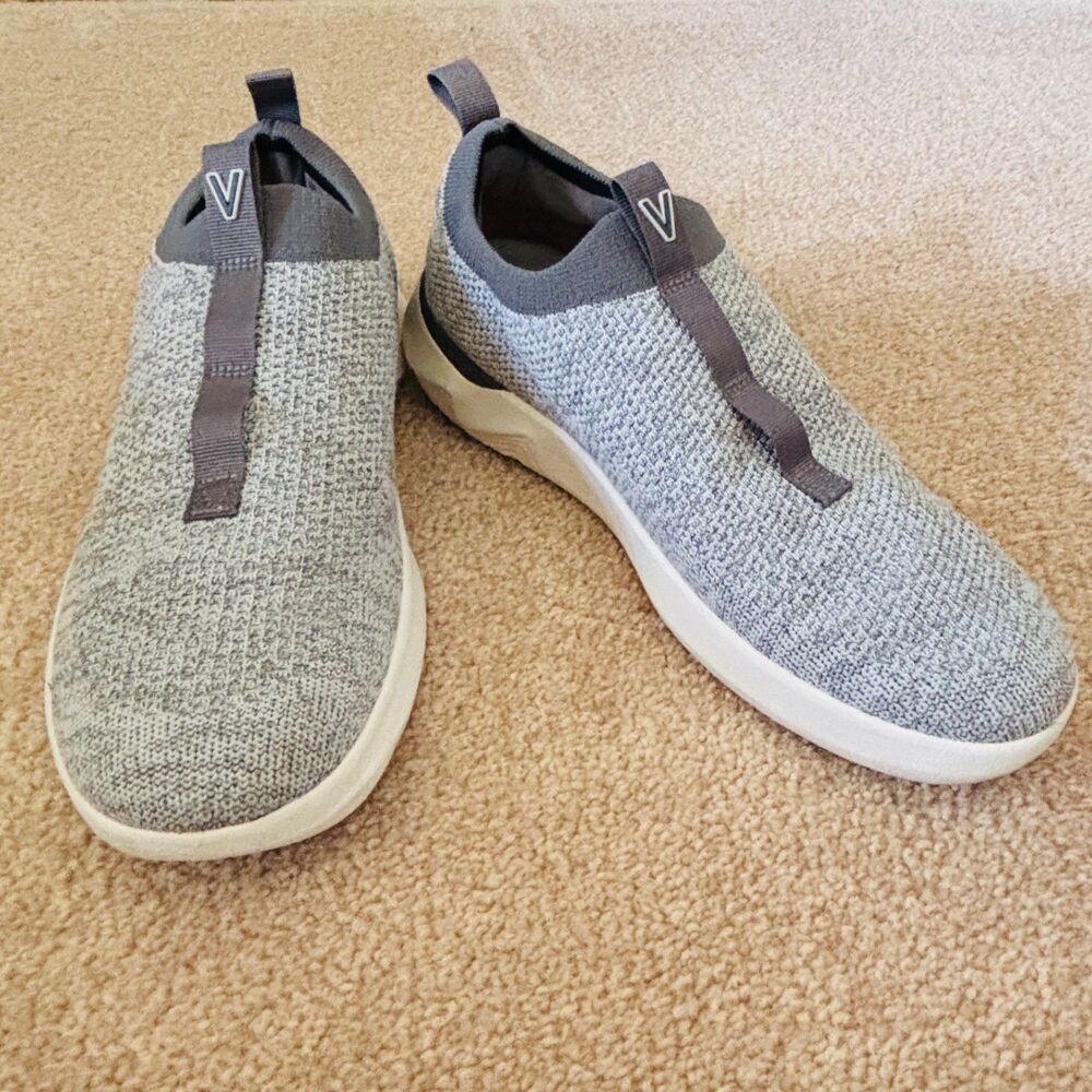 Vionic Escapade Advance Slip On Knit Sneaker Sz 9 in Vapor Gray - Picture 3 of 9